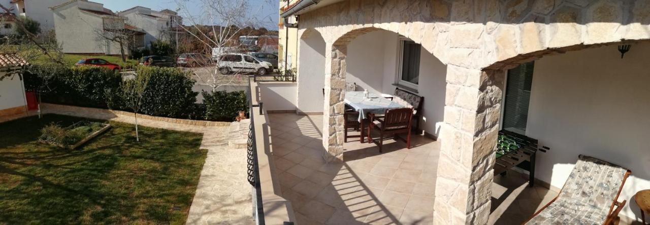 Apartments Tina Pula Zewnętrze zdjęcie