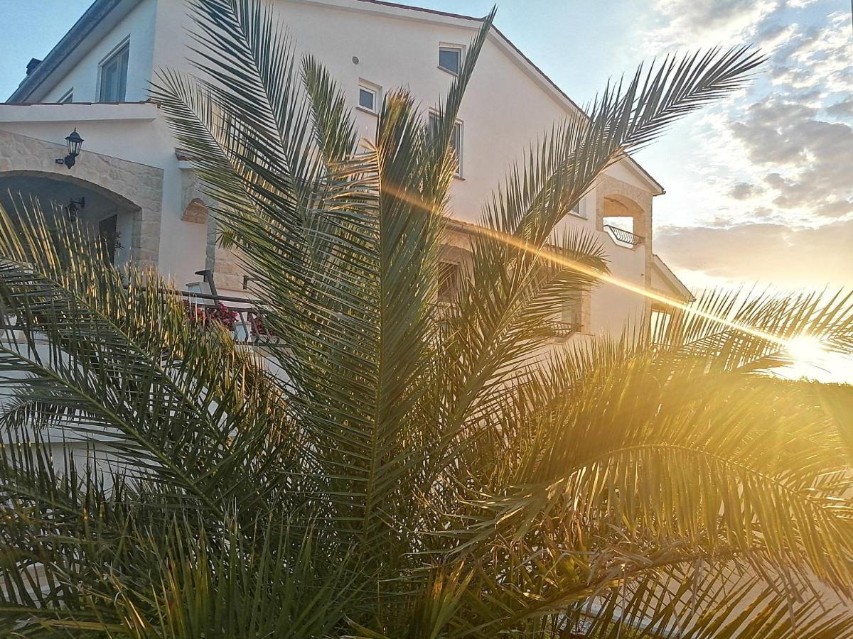 Apartments Tina Pula Zewnętrze zdjęcie