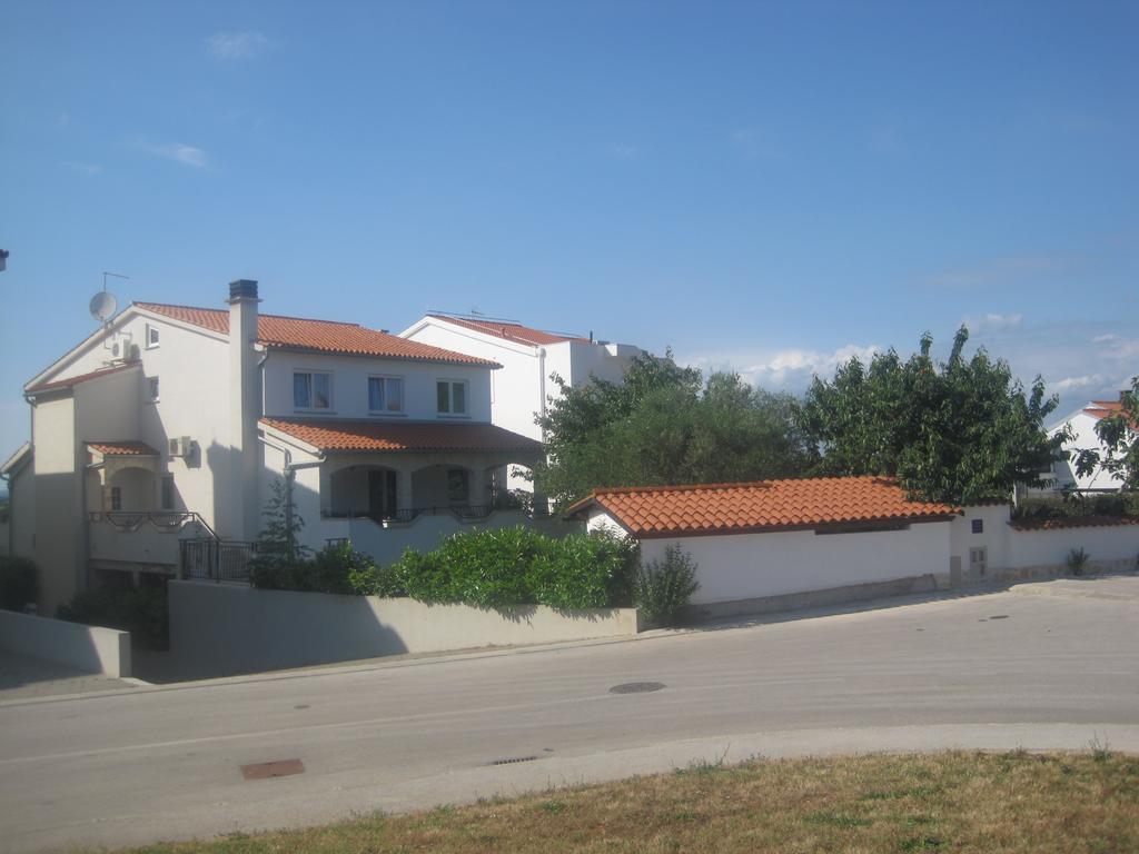 Apartments Tina Pula Zewnętrze zdjęcie